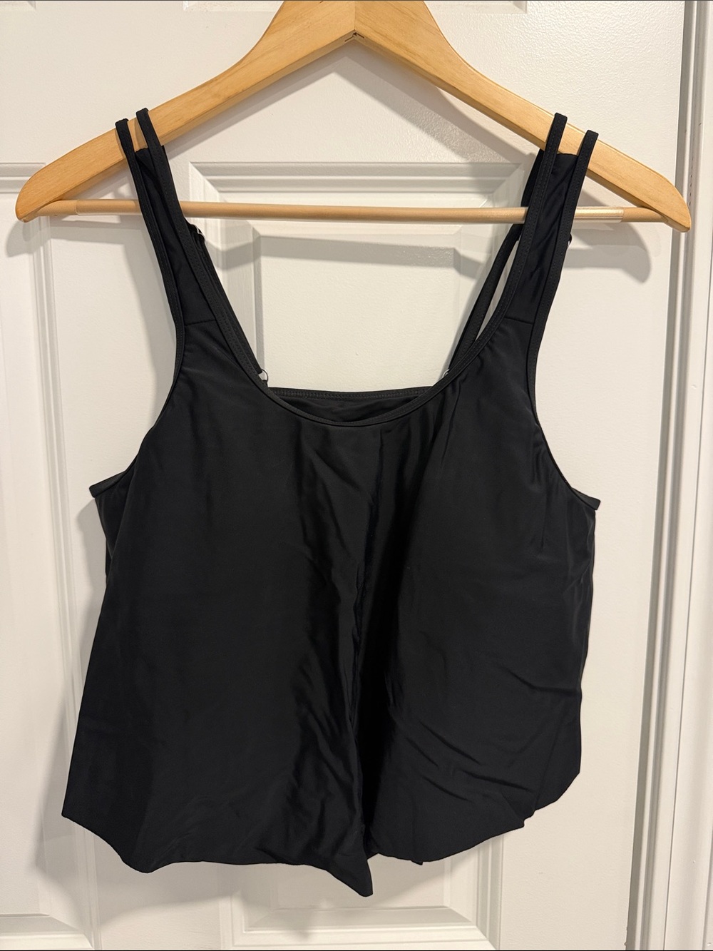 LIKE NEW women’s black swim top size M
